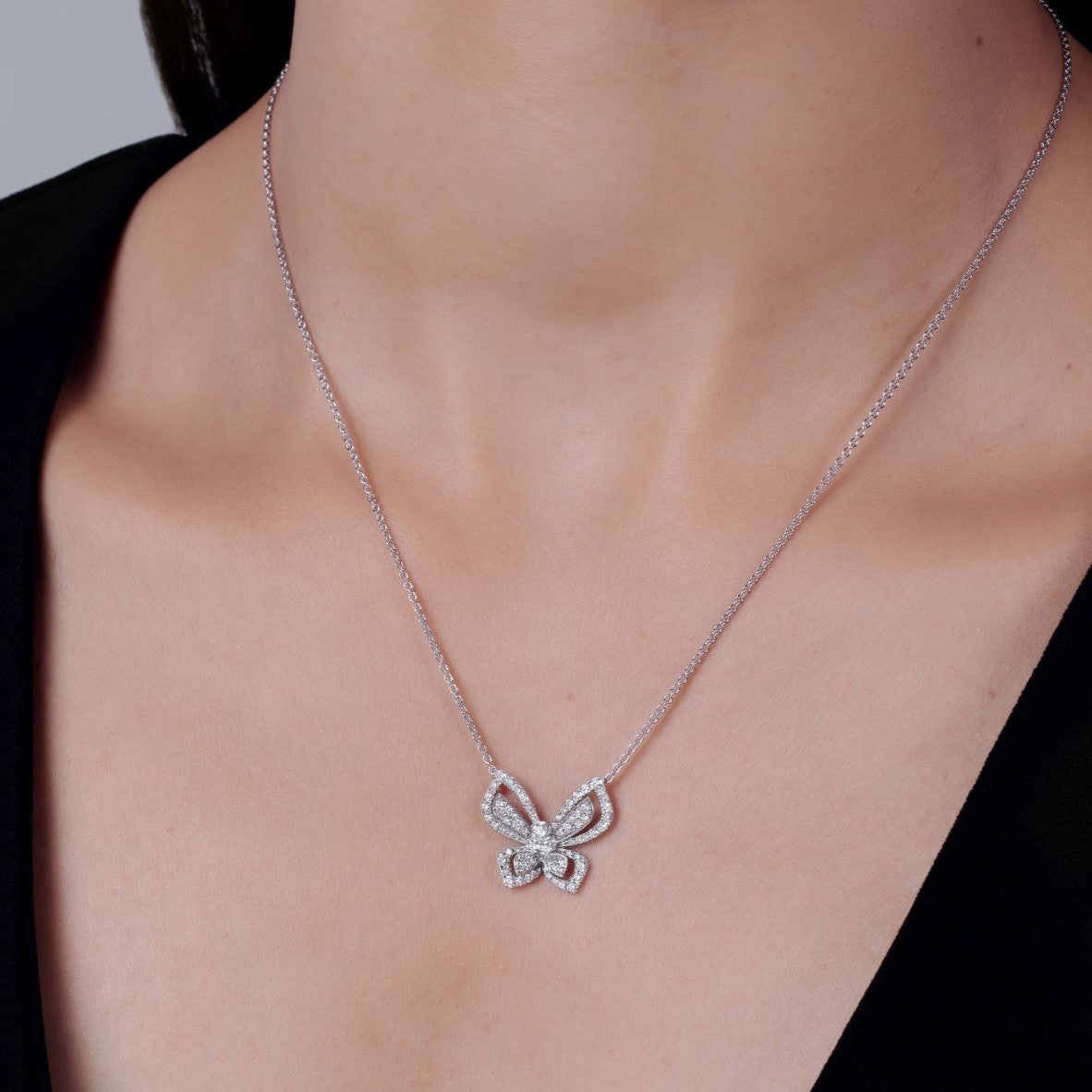 PICCOLE SONATE Butterfly Diamond Necklace